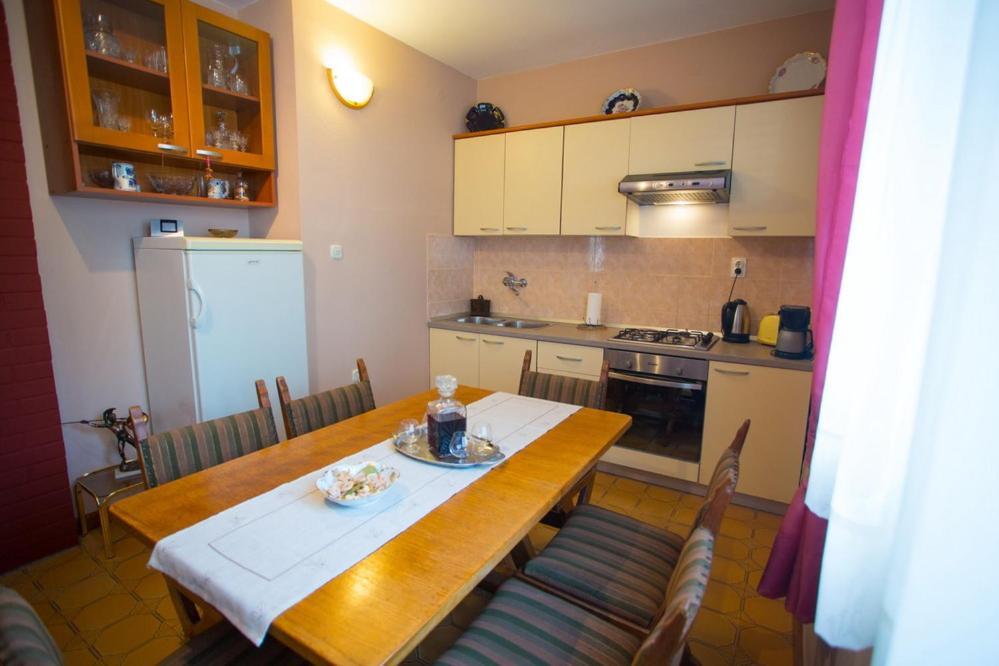 Apartments Tanja Подгора Экстерьер фото