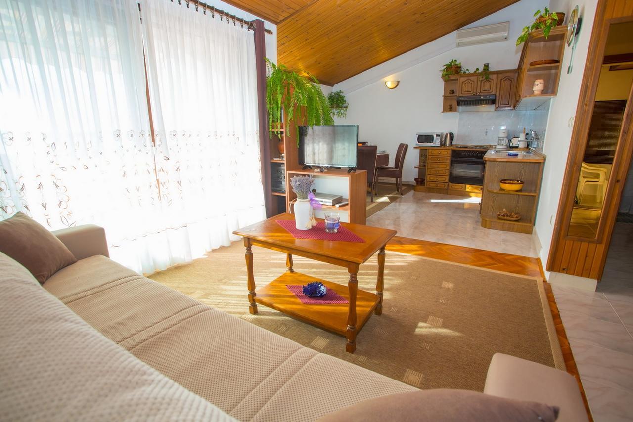 Apartments Tanja Подгора Экстерьер фото