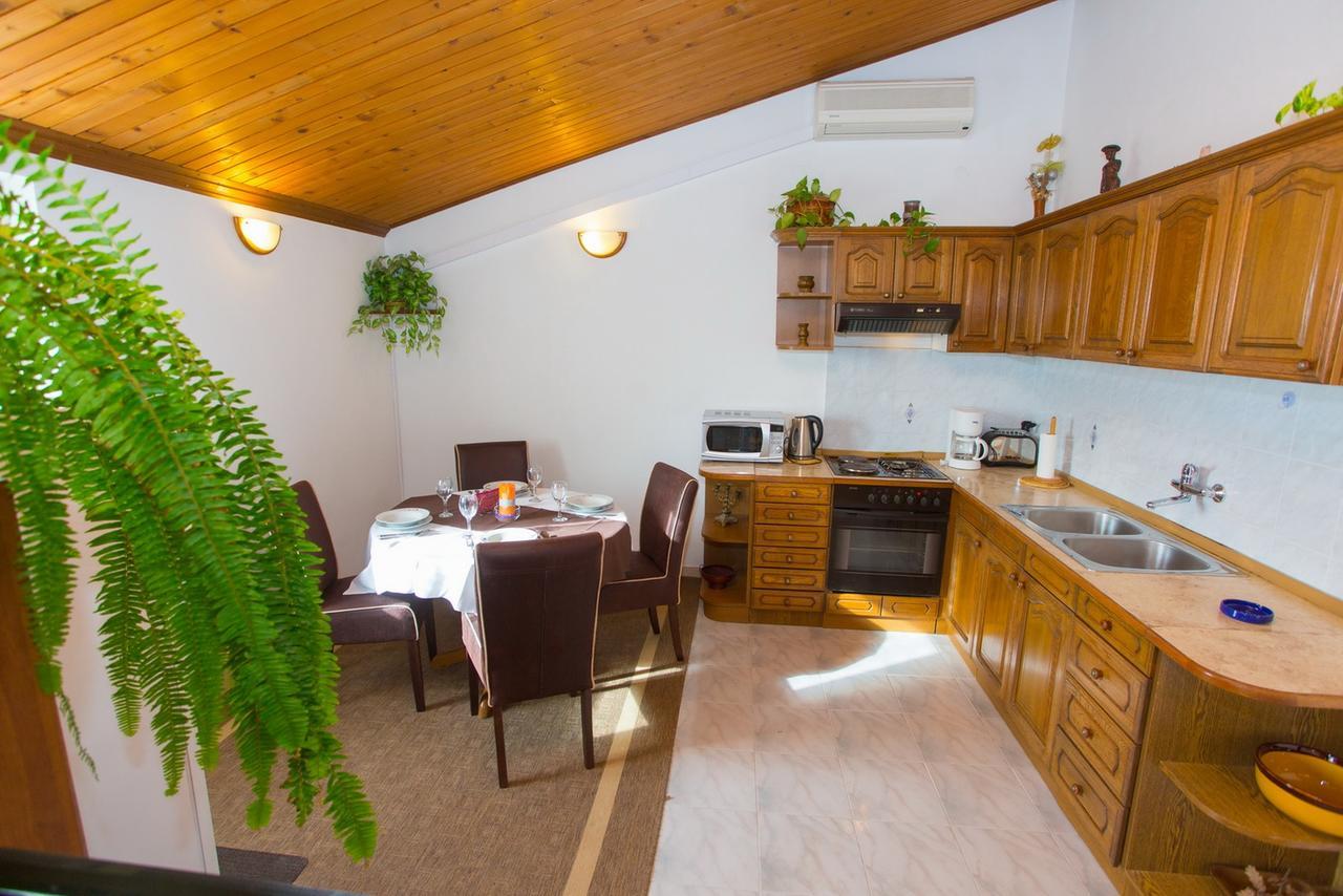 Apartments Tanja Подгора Экстерьер фото
